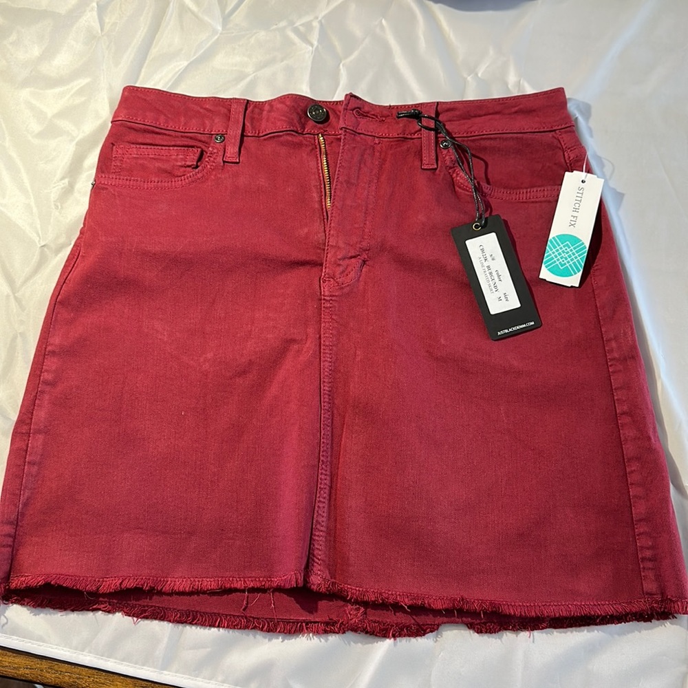 Stitch Fix Just Black JB burgundy A-line frayed stretch denim skirt NWT medium M